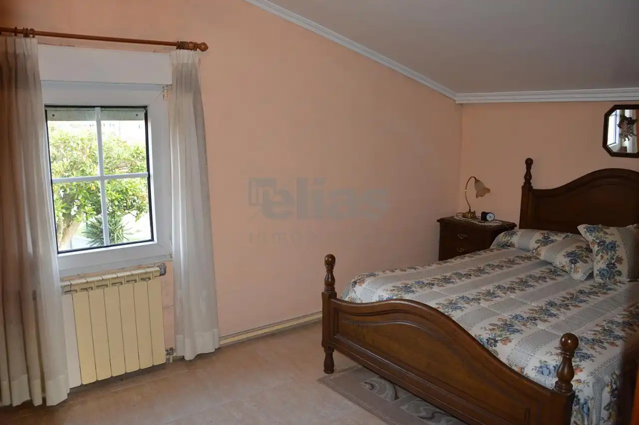 Habitación de Casa o chalet en venta en Zas con Calefacción, Jardín privado y Amueblado