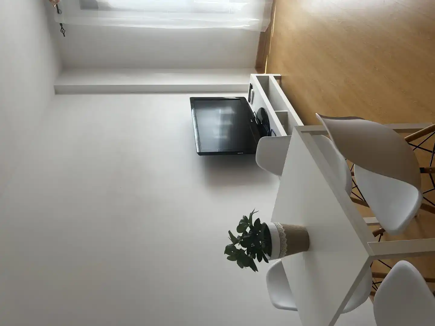 Sala d'estar de Pis en venda en Ogíjares amb Aire condicionat, Jardí privat i Parquet