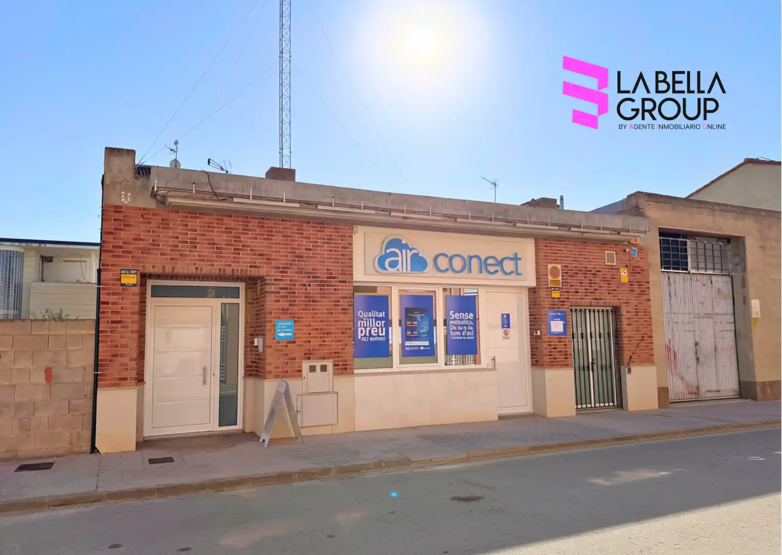 Local comercial en venda a Carrer Castelló d'Empúries, imagen 2