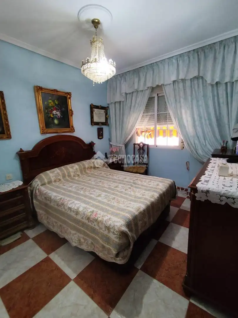 Bedroom of Flat for sale in Córdoba  with Air Conditioner