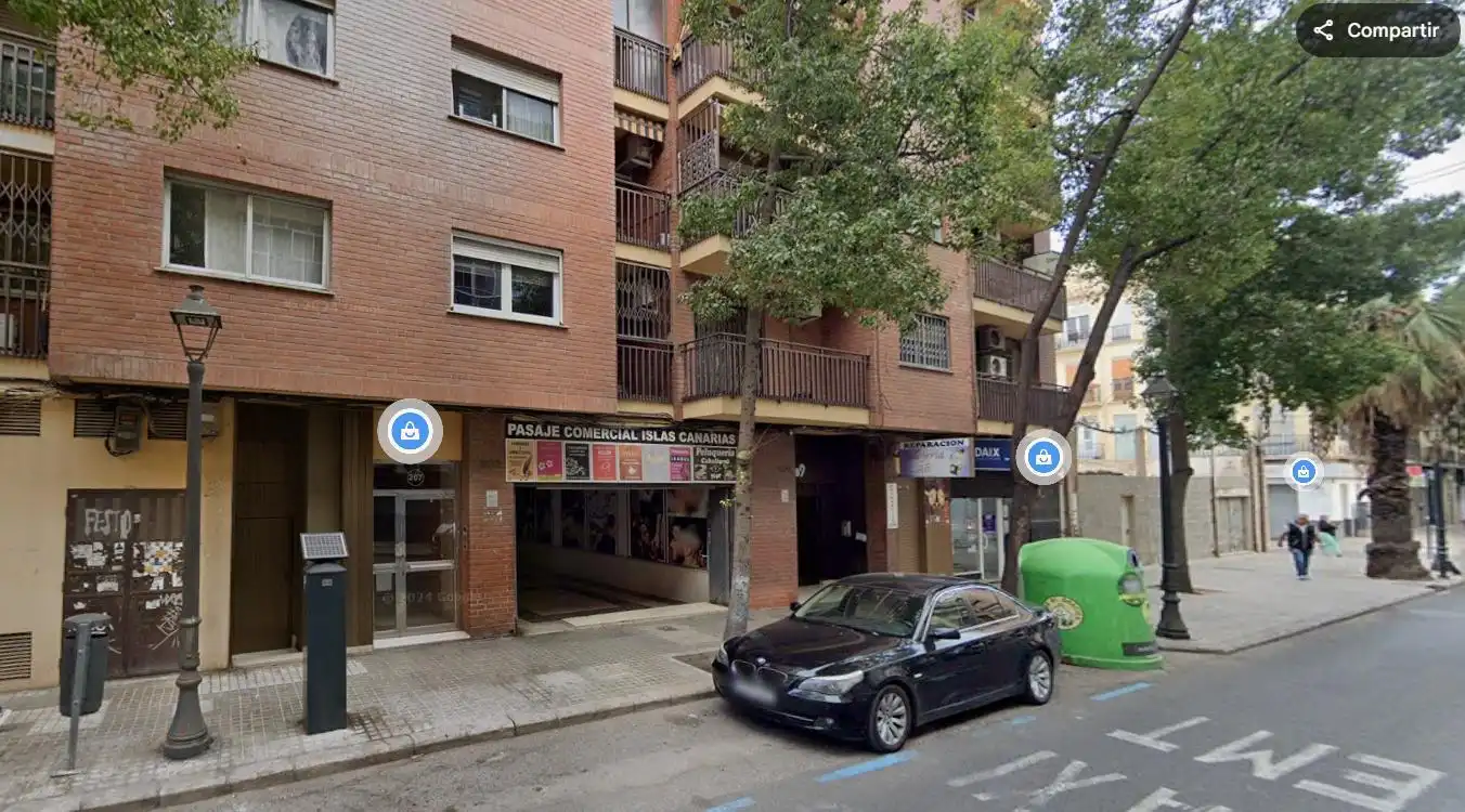 Aparcament de Local de lloguer en Valencia amb Aire condicionat