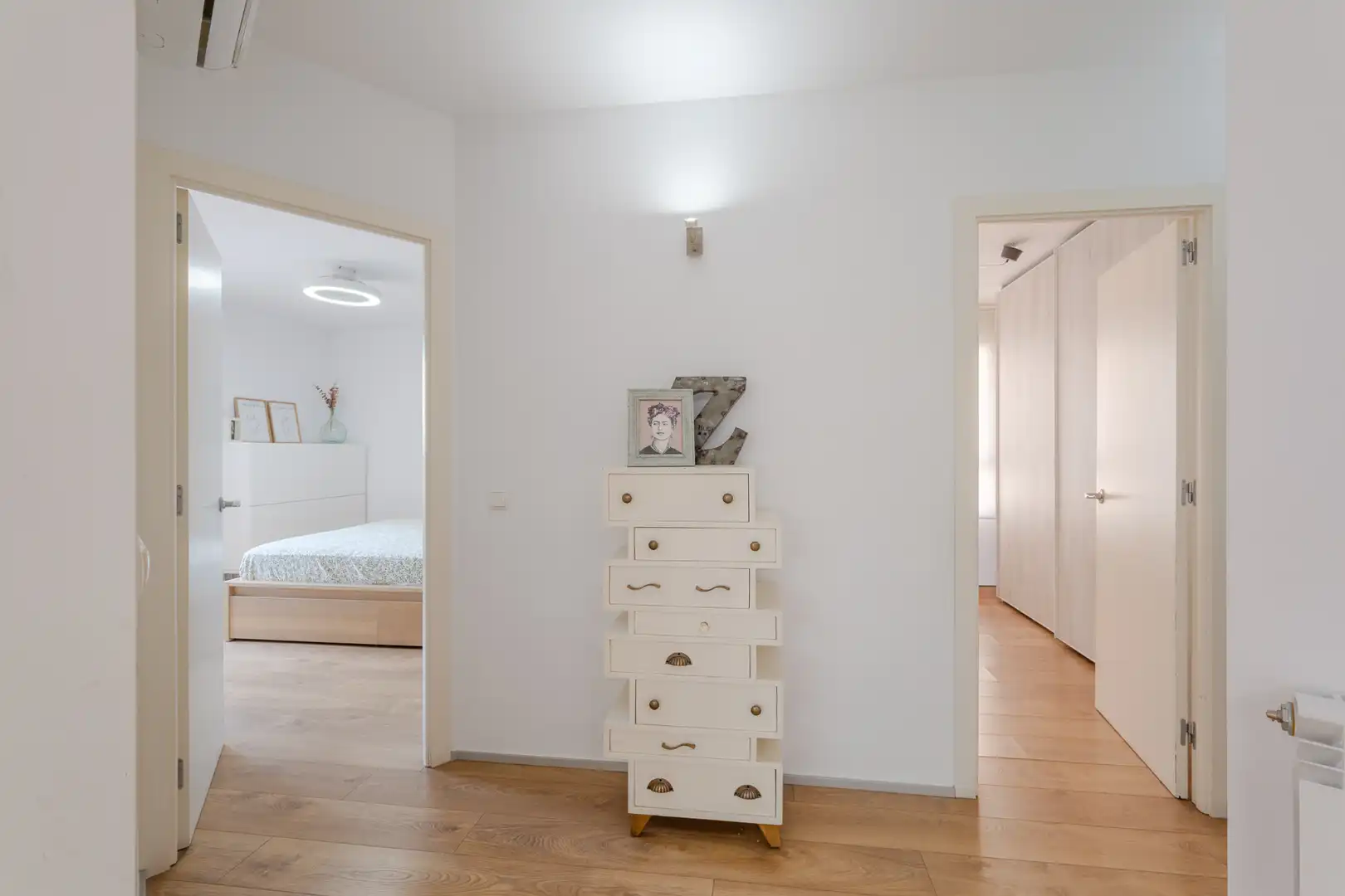 Wohnung zum Verkauf in Girona mit Klimaanlage, Heizung und Parkett