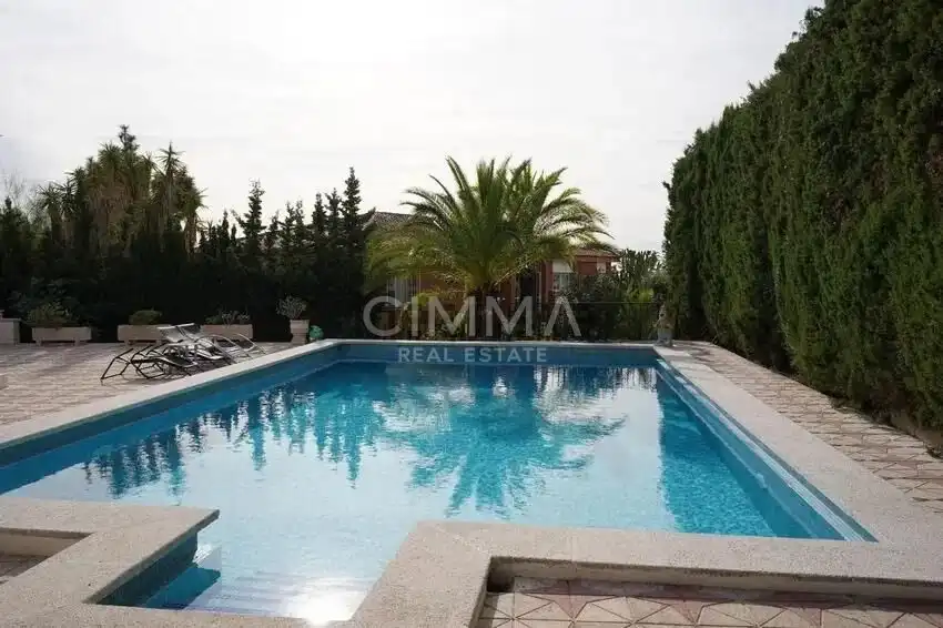 Xalet amb piscina en venda a Montebello - Nou Espai, imagen 2