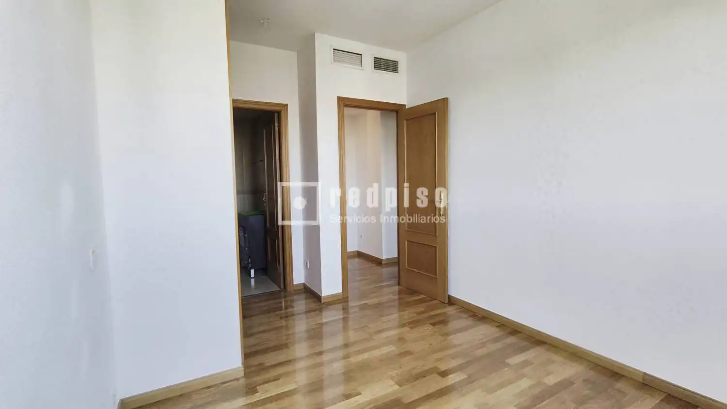 Bedroom of Flat for sale in Madrid  with Air Conditioner, Heating and Private garden