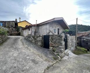 Vista exterior de Casa o xalet en venda en Castrelo de Miño amb Terrassa