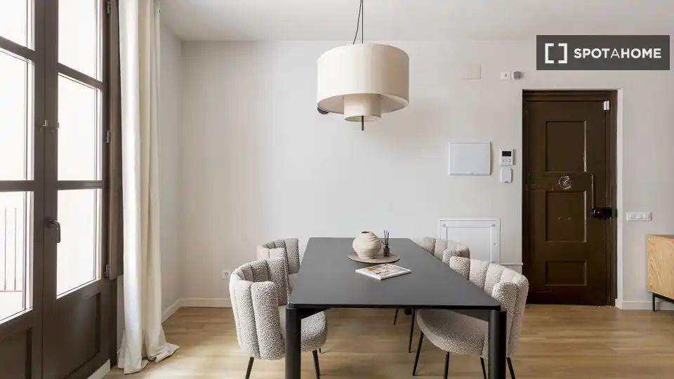 Flat with terrace to rent in Ciutat Vella, imagen 18