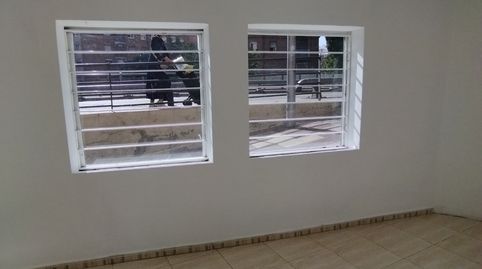 Foto 3 von Geschaftsraum zur Miete in Carrer de Mossèn Jacint Verdaguer, Santa Rosa, Santa Coloma de Gramenet