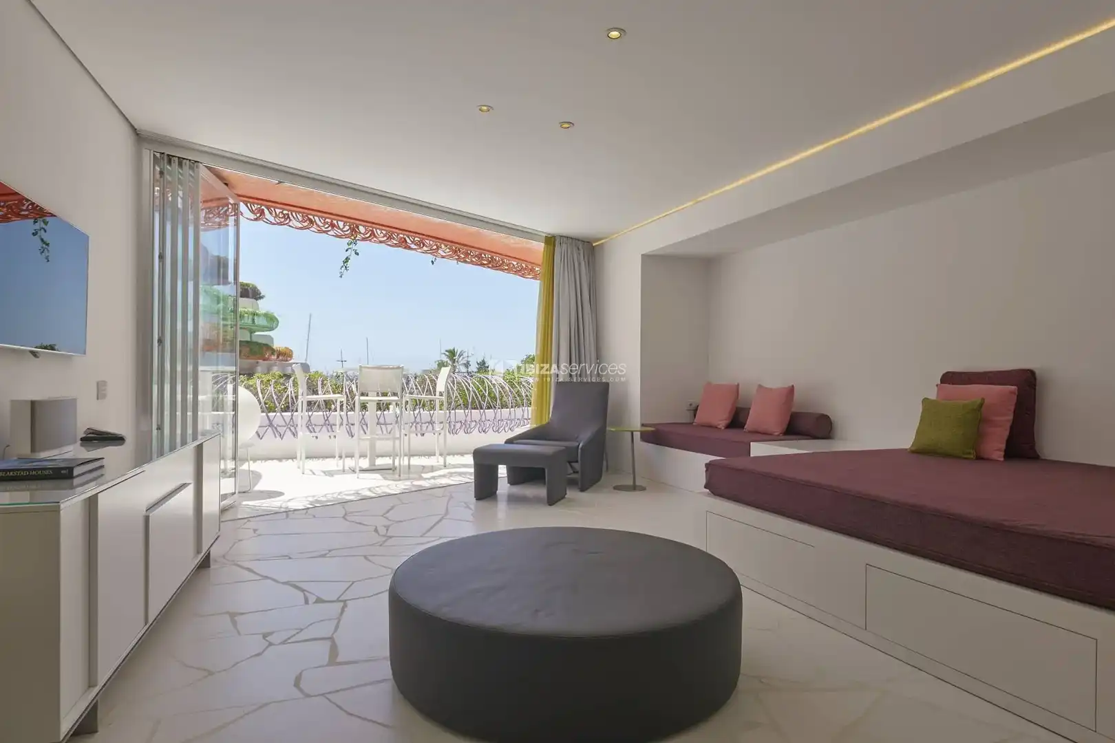 Appartamento con piscina in affitto a Marina Botafoc - Platja de Talamanca, imagen 18