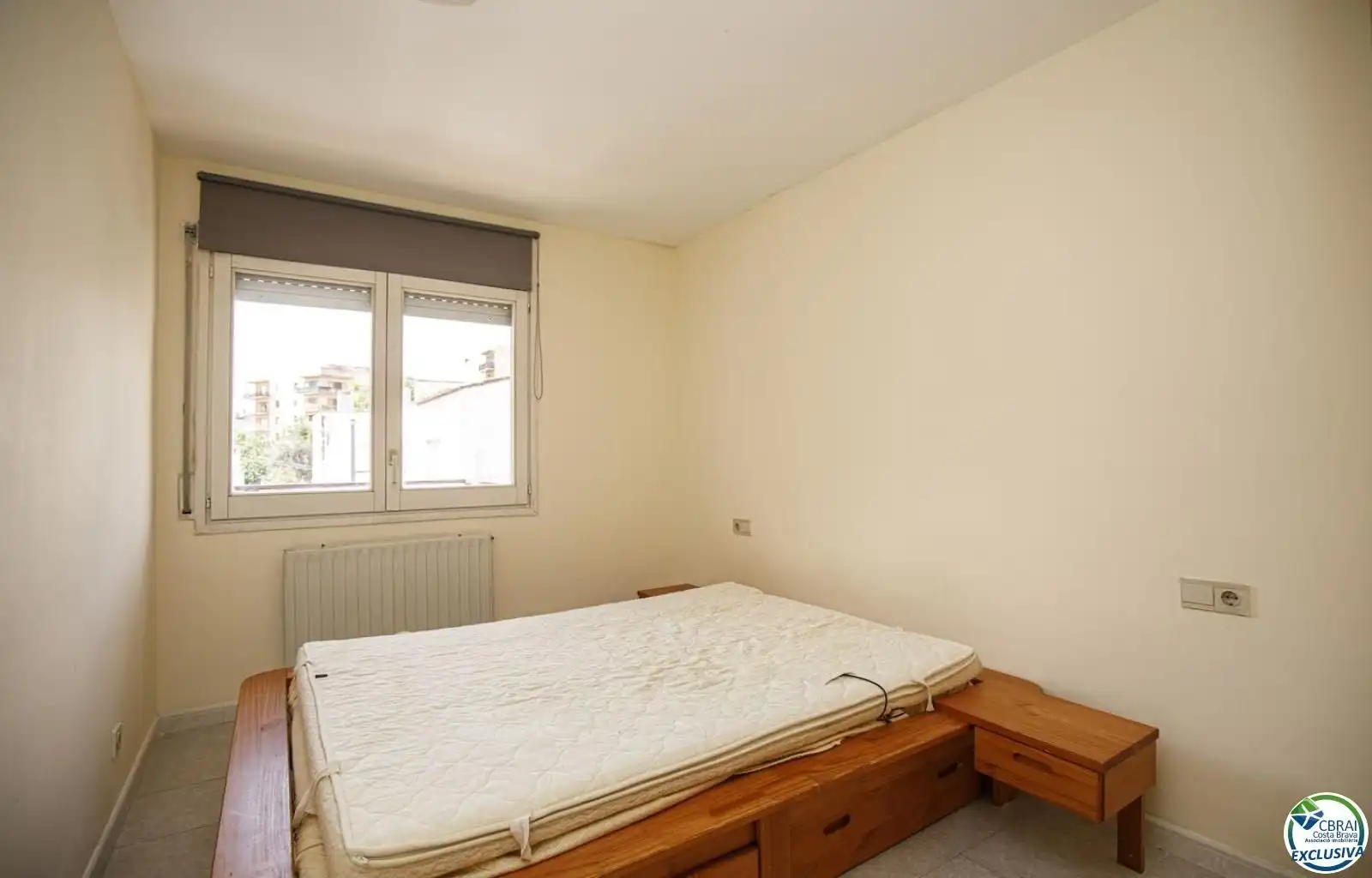 Schlafzimmer von Wohnungen zum Verkauf in Figueres mit Abstellraum und Möbliert
