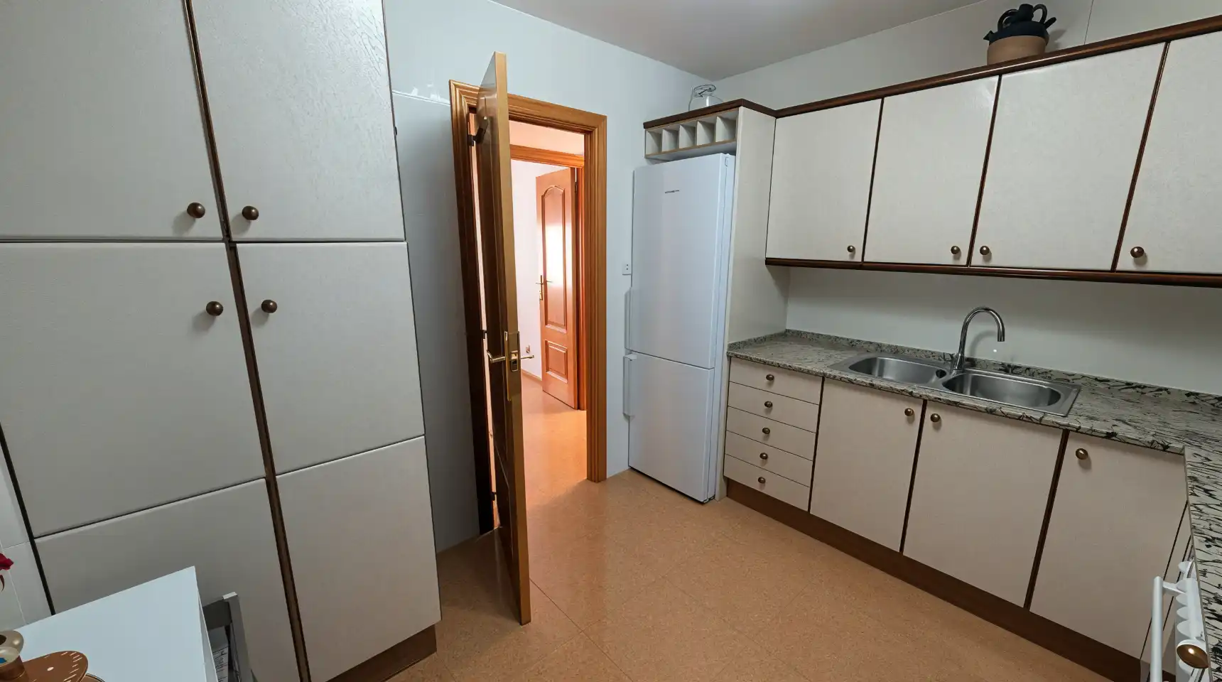 Kitchen of Flat for sale in Barcelona  with Air Conditioner, Heating and Balcony