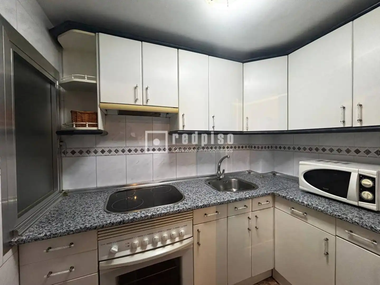 Cocina de Piso en venta en Madrid con Calefacción, Terraza y Trastero