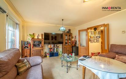 Living room of Single-family semi-detached for sale in Villamanta  with Air Conditioner, Heating and Storage room