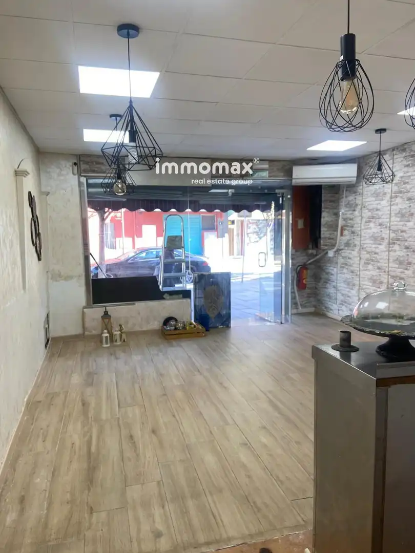 Locale commerciale in affitto a Canovelles, imagen 3
