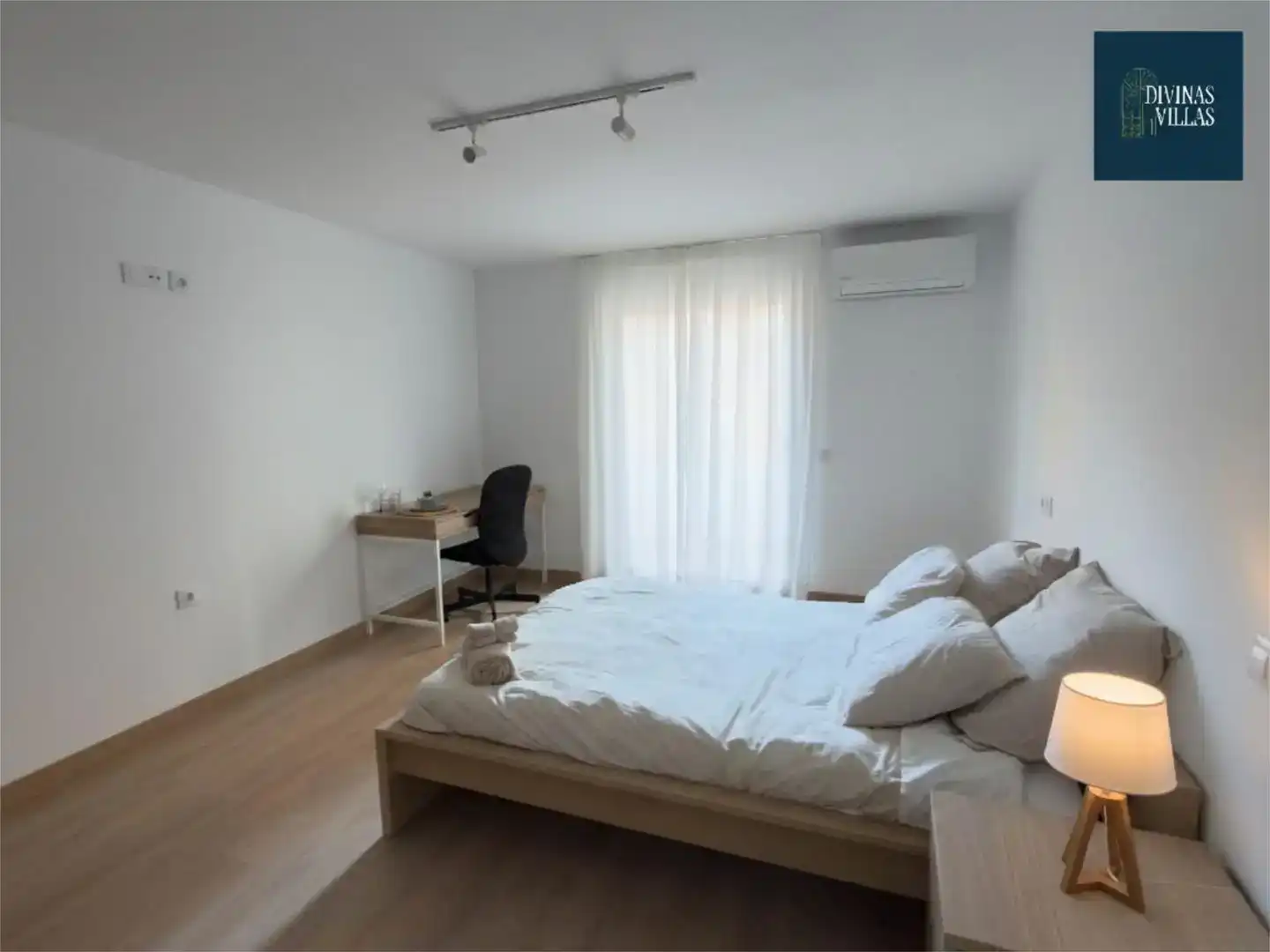 Schlafzimmer von Wohnung zur Miete in  Murcia Capital mit Klimaanlage und Balkon