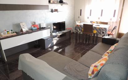 Living room of Flat for sale in Sabadell  with Air Conditioner, Heating and Furnished