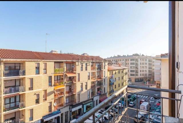 Piso en Venta en Rochapea