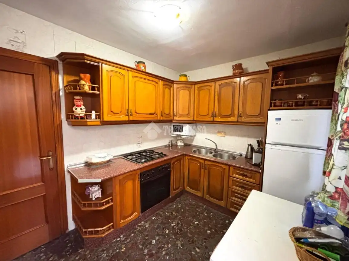 Casa amb terrassa en venda a C. Cervantes, imagen 3