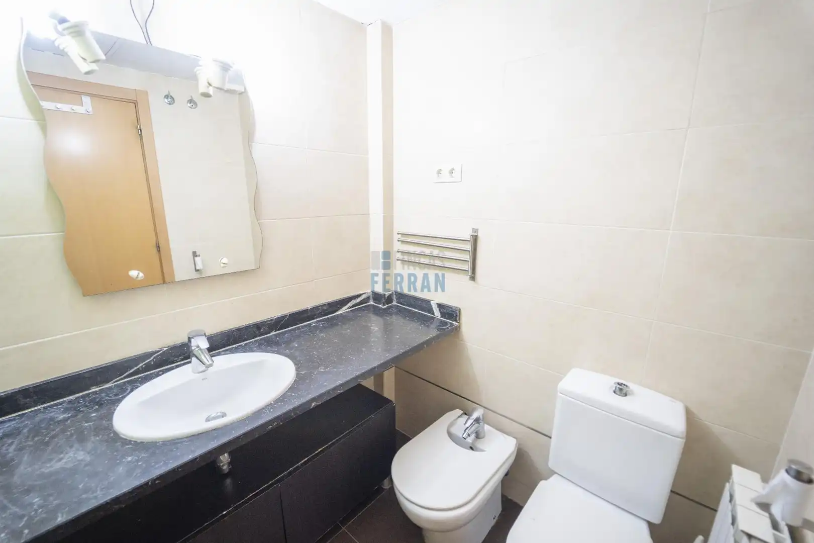 Baño de Ático en venta en El Vendrell con Aire acondicionado, Terraza y Trastero