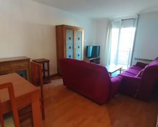 Sala d'estar de Pis en venda en Berga amb Calefacció, Moblat i Forn
