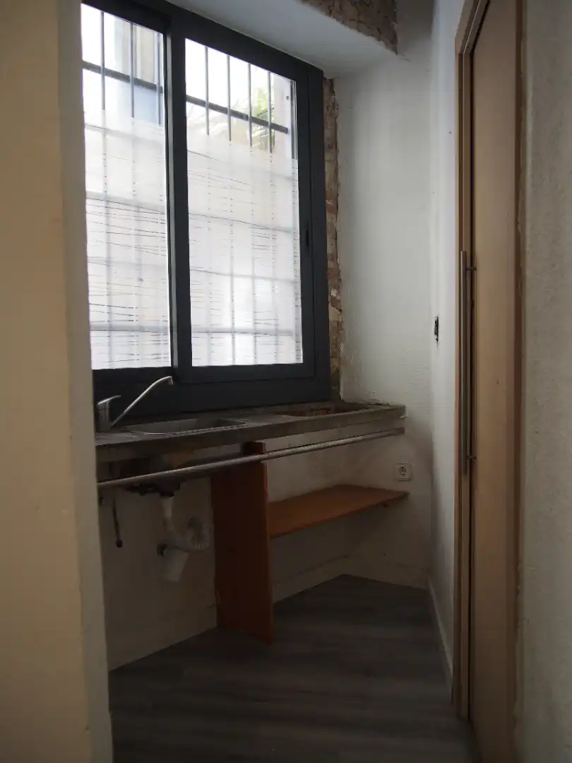 Cocina de Local en venta en Barcelona con Aire acondicionado, Calefacción y Parquet