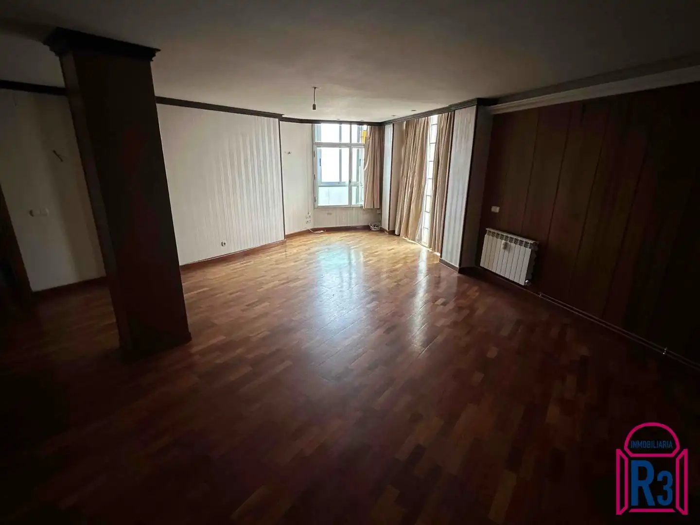 Sala de estar de Piso de alquiler en León Capital  con Calefacción y Terraza