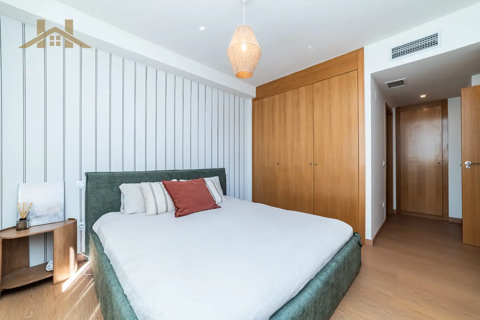 Habitación de Piso en venta en Madrid con Calefacción, Terraza y Trastero