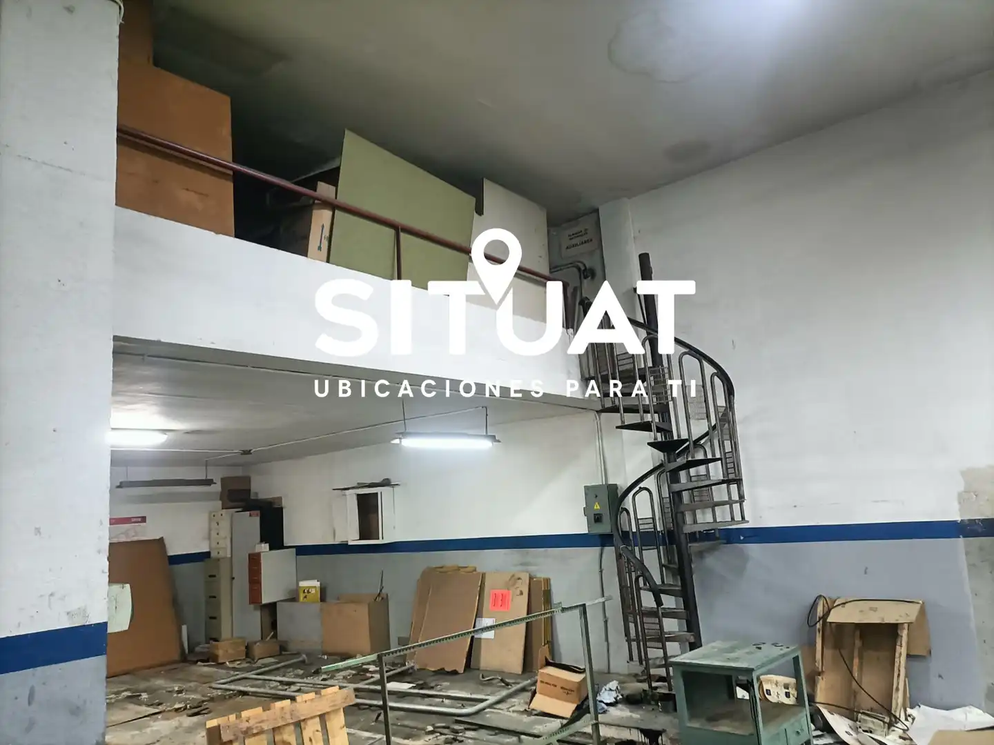 Industrial building with lift for sale in Carrer del Paraguai 12, imagen 15
