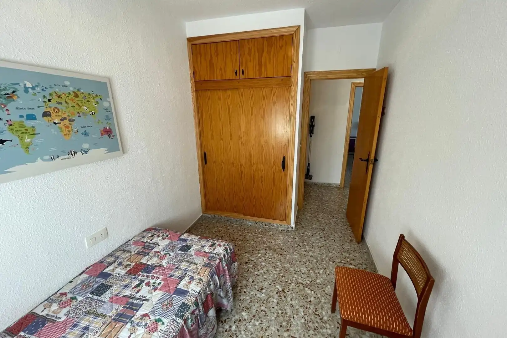 Dormitori de Casa o xalet en venda en Elche / Elx amb Aire condicionat, Calefacció i Jardí privat