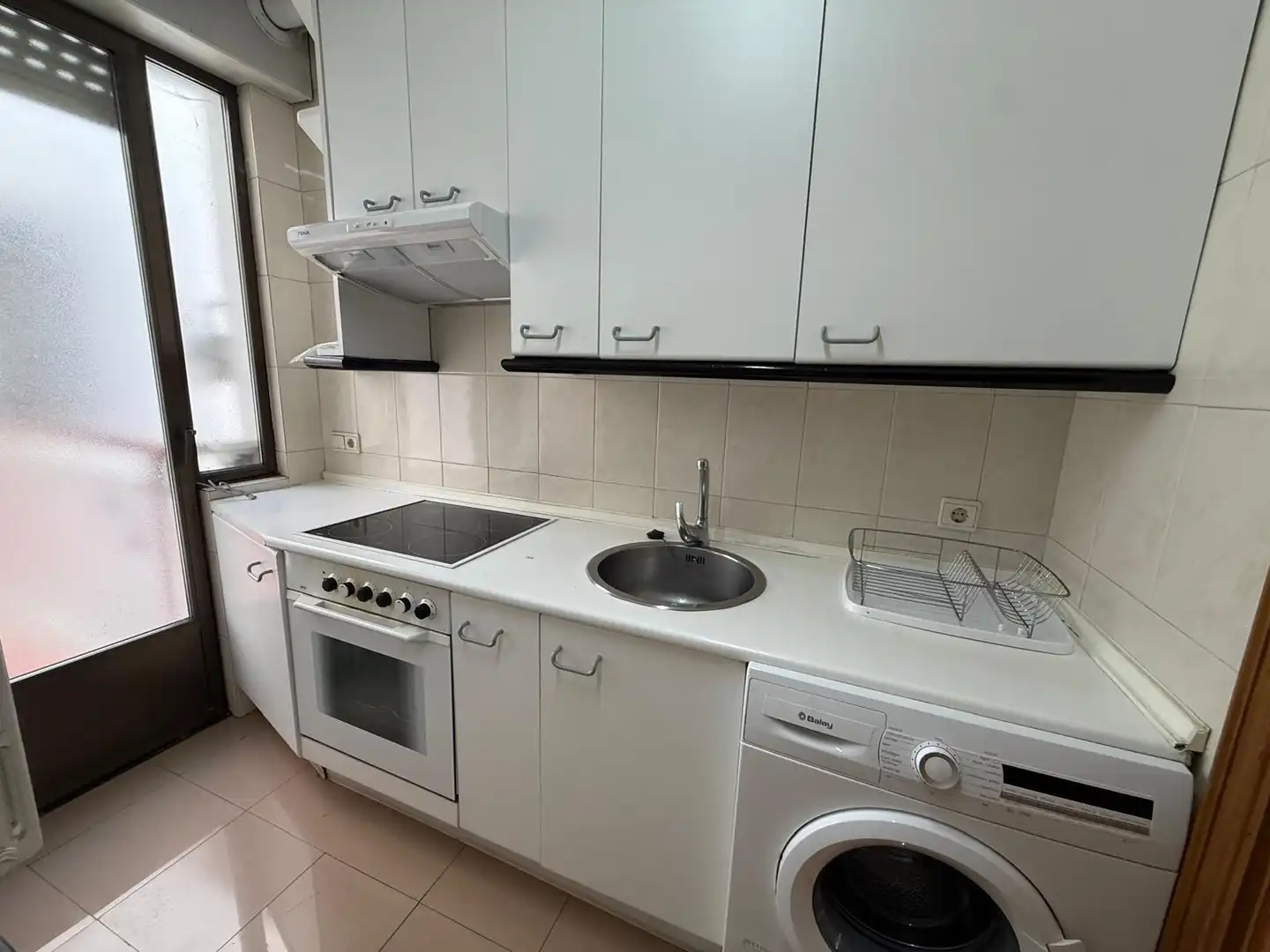 Kitchen of Flat for sale in Salamanca  with Heating, Parquet flooring and Furnished