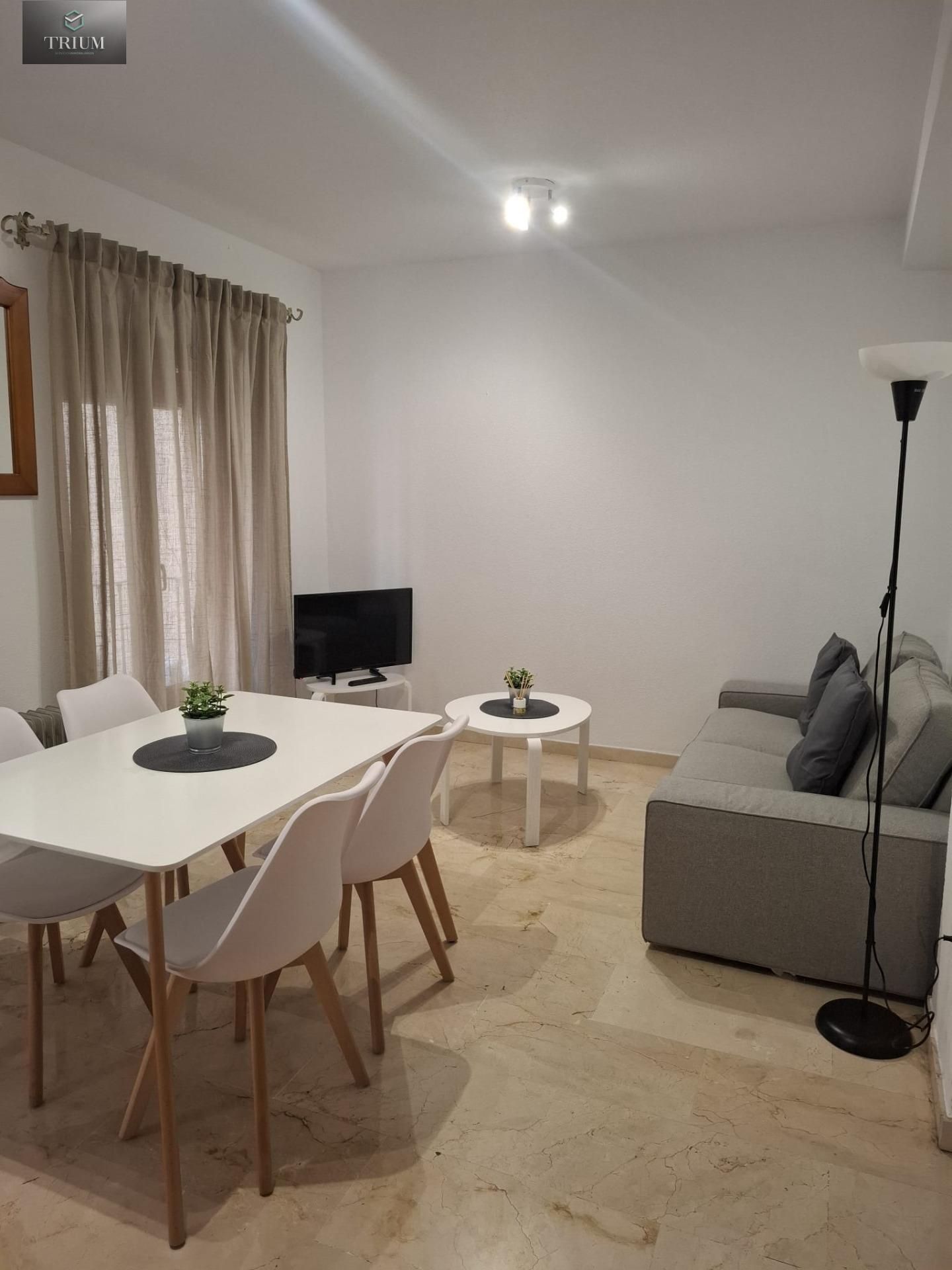 Apartament de lloguer a Centro - Sagrario , Centro