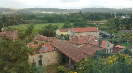 Casa-chalet en Venta en Lugar Couso en A Estrada