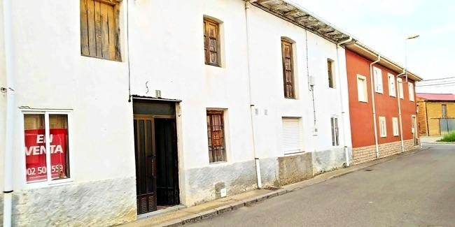 Exterior view of Country house for sale in San Cristóbal de la Polantera  with Heating and Private garden