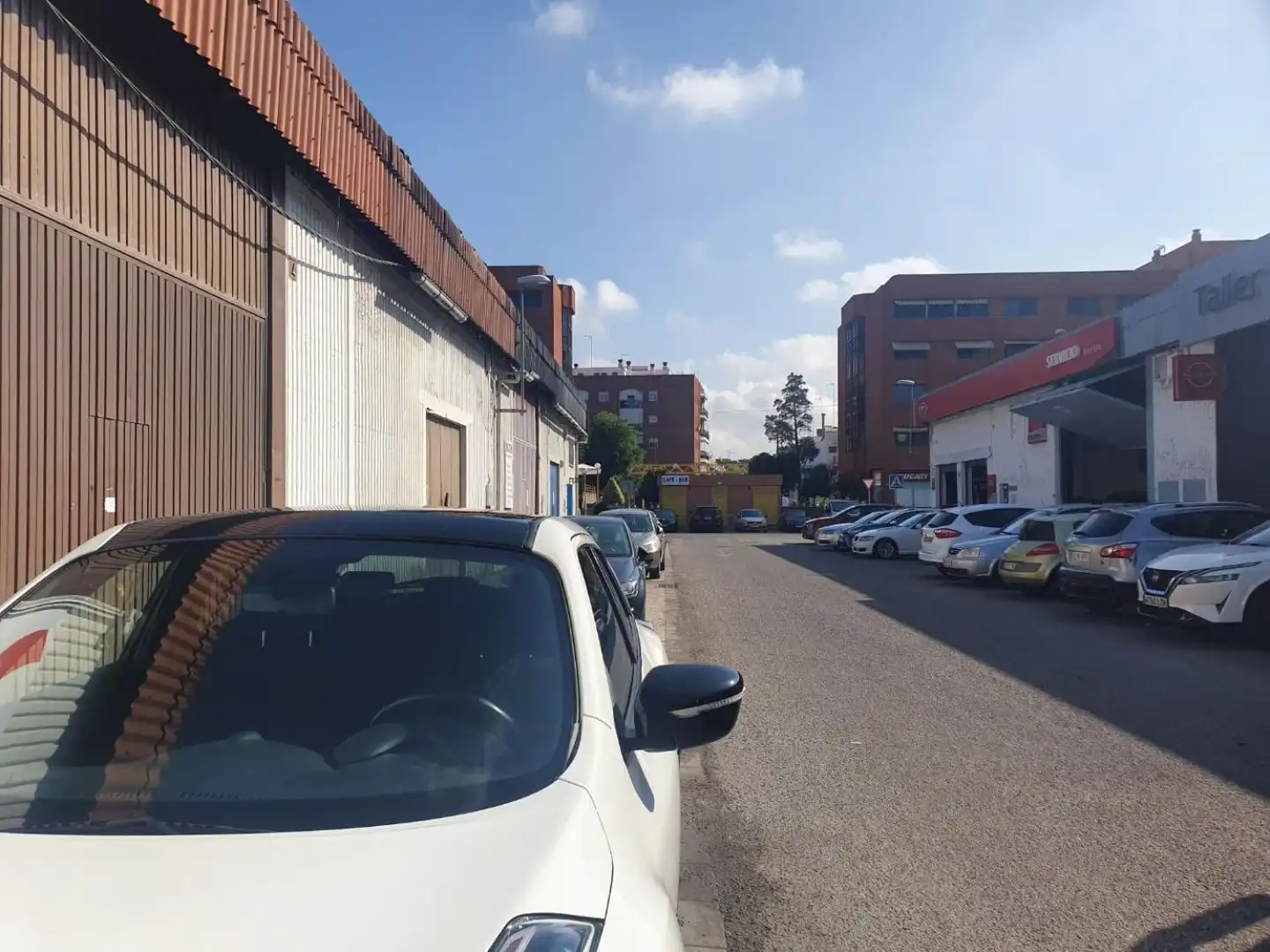 Exterior view of Industrial buildings for rent in Sevilla