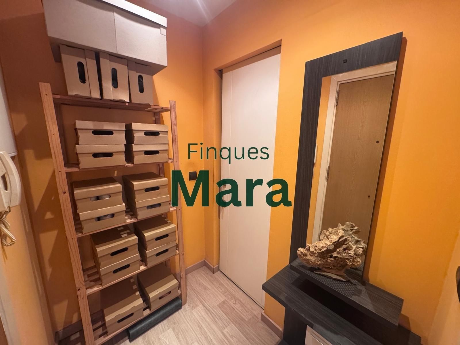 Piso en venta en Sant Boi de Llobregat con Parquet y Balcón