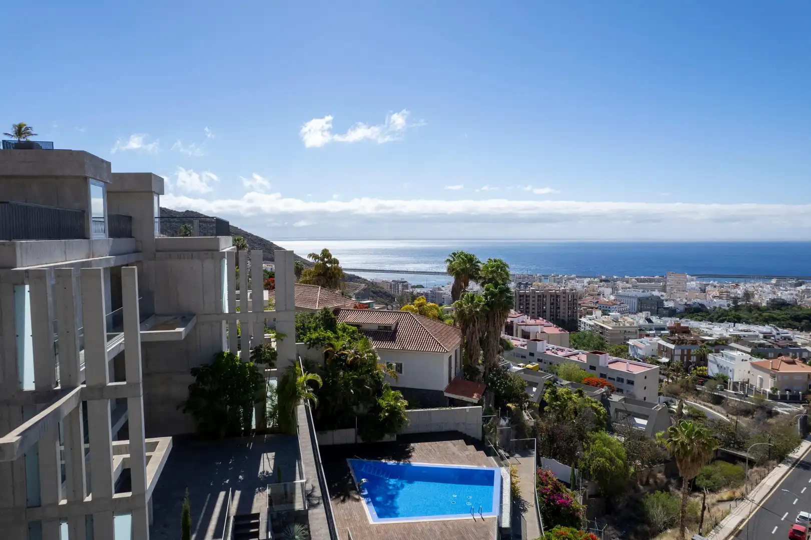 Außenansicht von Wohnung zum Verkauf in Santa Cruz de Tenerife mit Privatgarten und Terrasse