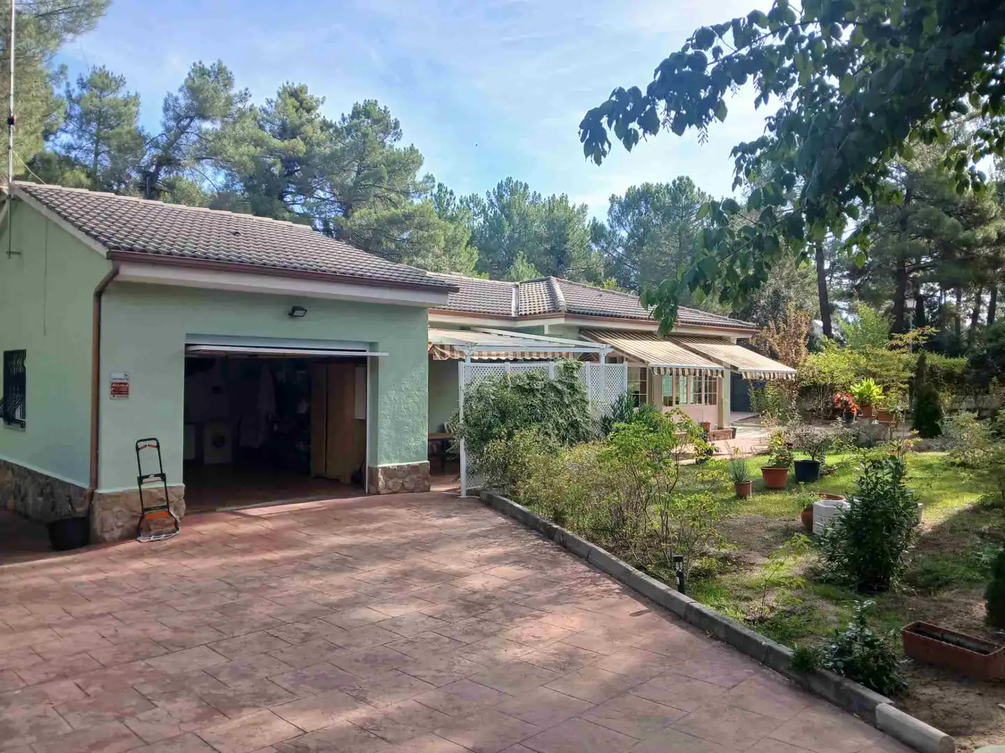 Exterior view of Houses for sale in Marugán, Segovia