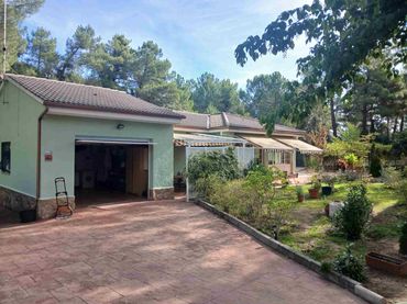 Villa mit Garten zum Verkauf in Marugán