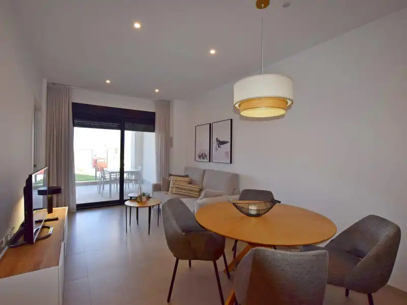 Sala d'estar de Àtic en venda en Torrevieja amb Aire condicionat, Calefacció i Jardí privat