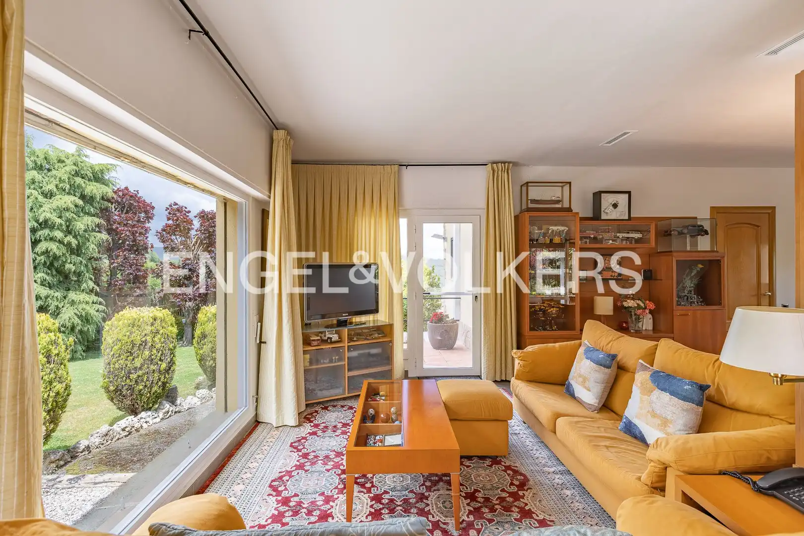 Sala de estar de Casa o chalet en venta en Sant Quirze Safaja con Calefacción, Jardín privado y Terraza