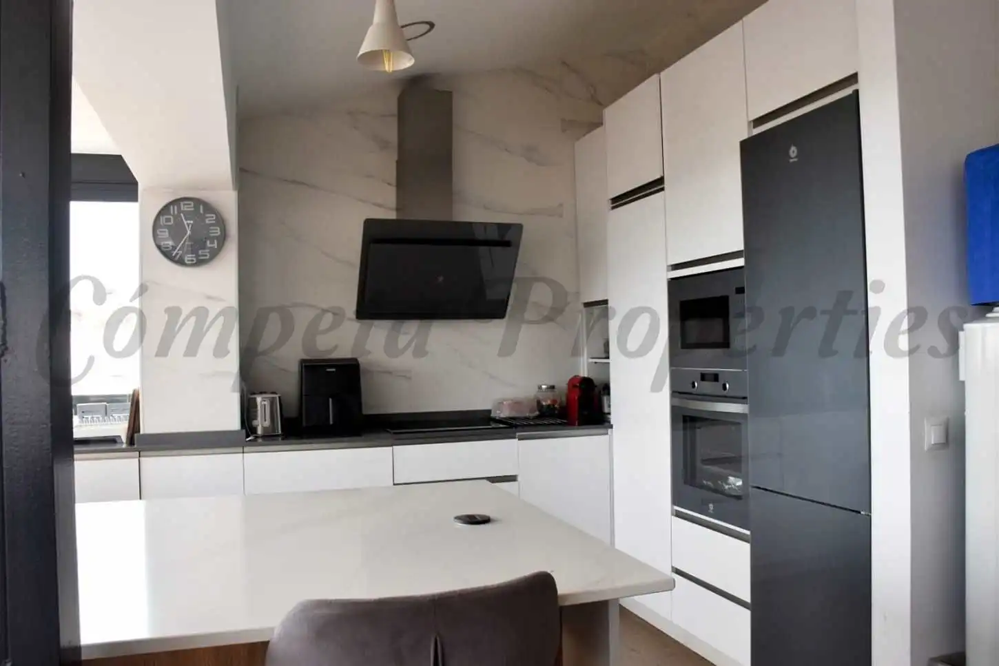 Casa con piscina in vendita a Avda Pescia - Ctra de Frigiliana, imagen 6
