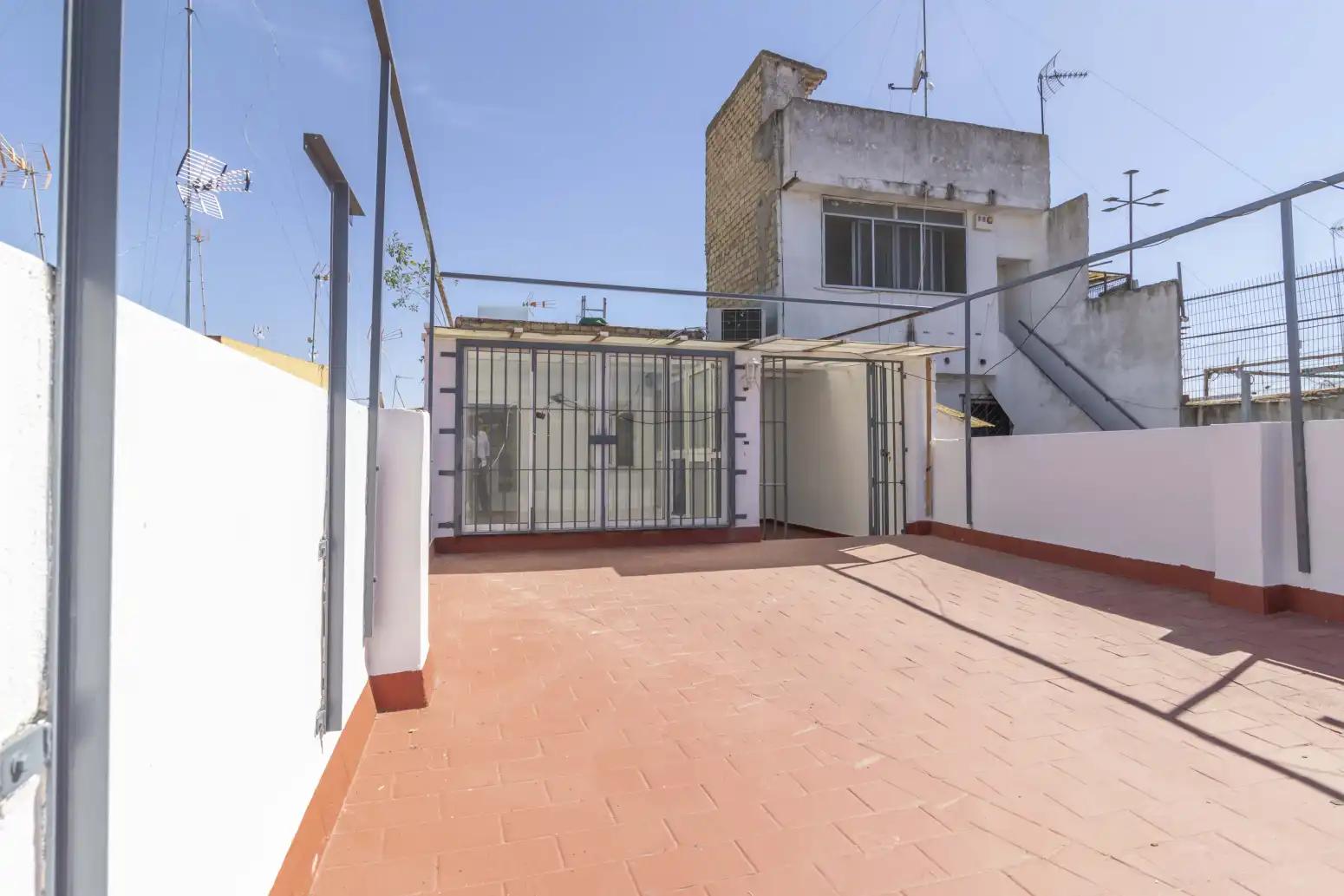 Terrassa de Casa adosada en venda en Sevilla amb Terrassa i Balcó