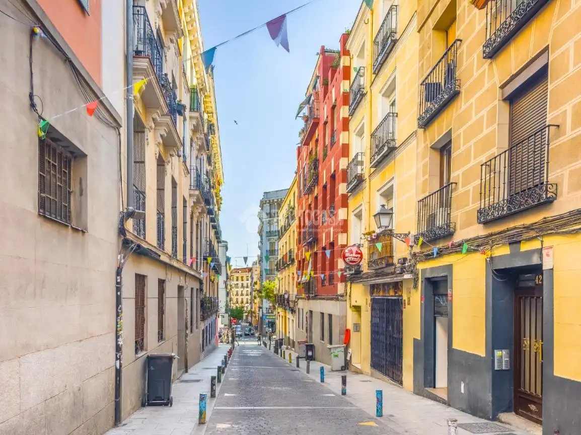 Exterior view of Flat for sale in Madrid  with Air Conditioner and Heating