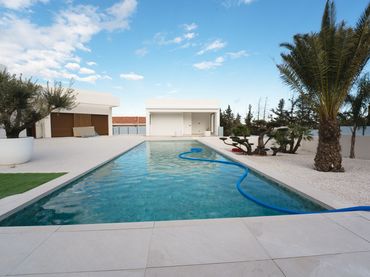 Villa con piscina in vendita a Urbanizacion Ciudad Quesada 2