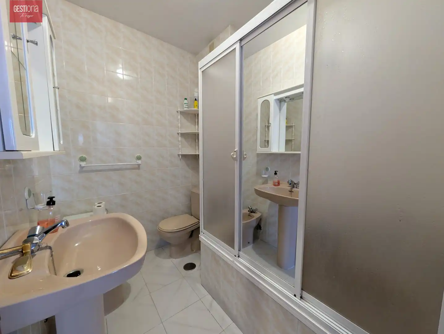 Bany de Apartament de lloguer en Tregadín