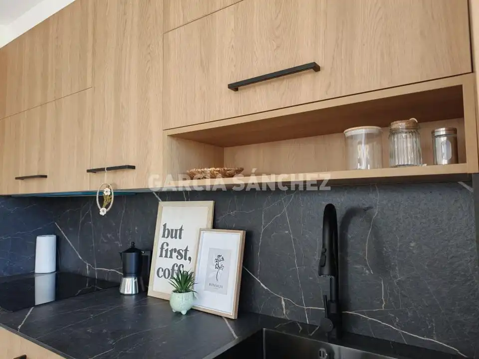 Cuina de Apartament en venda en Boiro amb Traster, Moblat i Forn