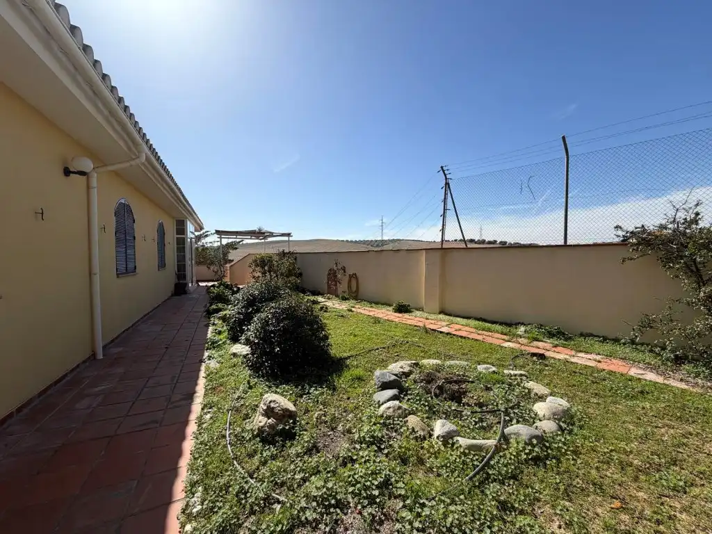 Jardín de Casa o chalet en venta en Las Gabias