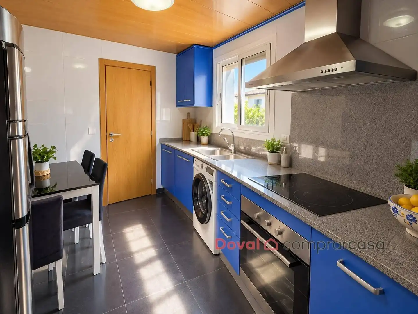 Kitchen of Houses for sale in Valadares - Beade