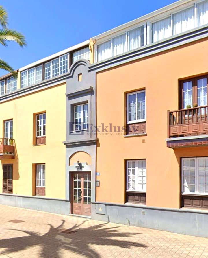 Vista exterior de Piso en venta en San Cristóbal de la Laguna con Terraza y Amueblado