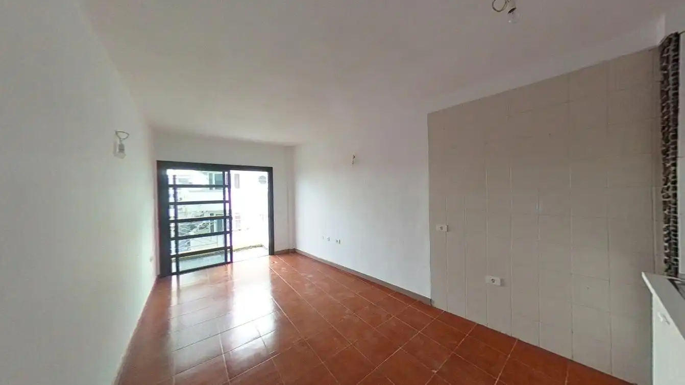 Apartments for sale in Arona