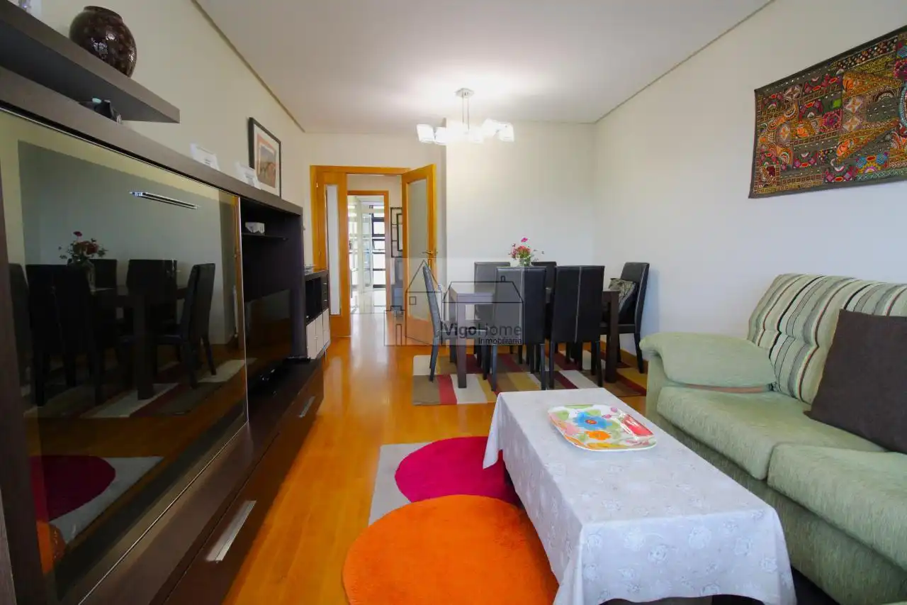 Living room of Flat for rent in Vigo   with Heating, Swimming Pool and Furnished